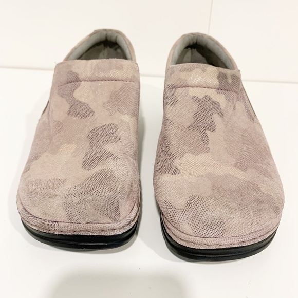 KLOGS Leather Pink Camouflage Comfort Shoes Clogs - Picture 2 of 9